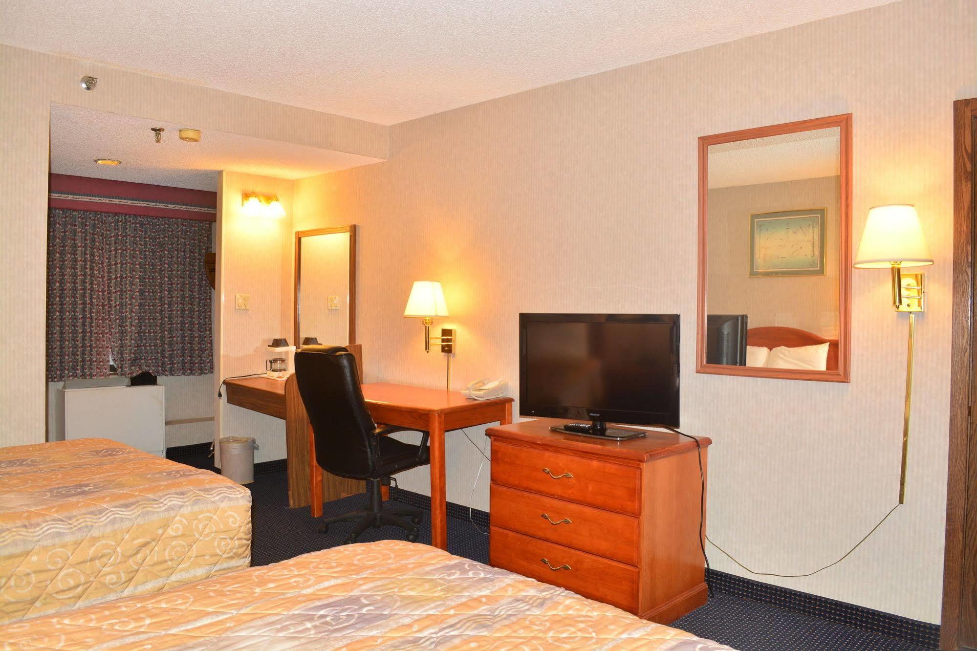 Elk Grove Hotel Elk Grove Village Exterior photo