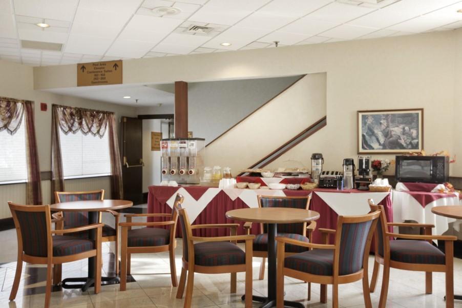 Elk Grove Hotel Elk Grove Village Exterior photo